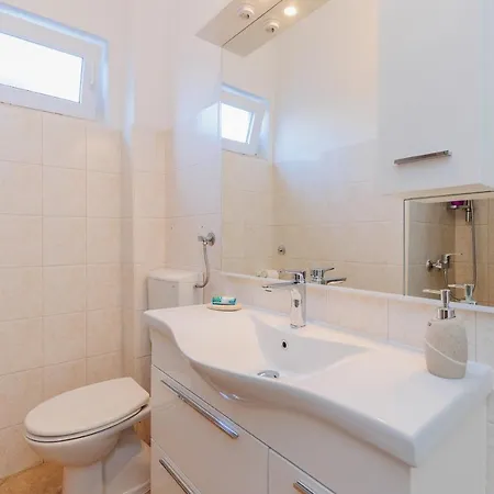 Toni Apartamento Zadar