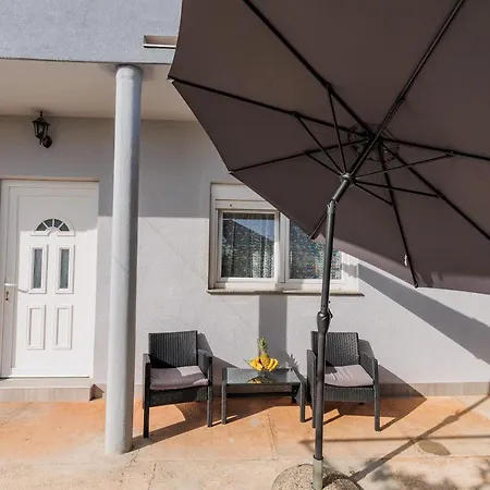 Toni Apartman