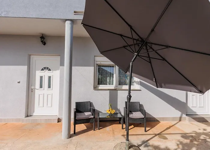 Toni Apartman