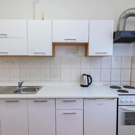 Toni Apartment *