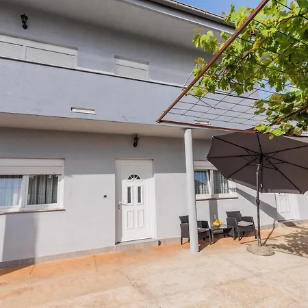 Toni Apartamento Zadar